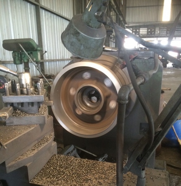 โรงกลึงโลหะ เชื่อมโลหะ บ่อวิน